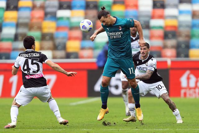 上海市足协贺电海港：上海职业足球首个双冠王