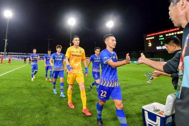 意甲-莱奥助攻特奥破门 AC米兰1-0那不勒斯