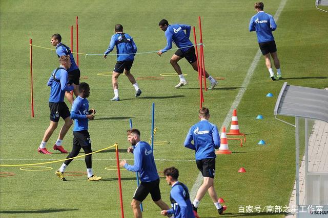 收官日汇总：湖人力克鹈鹕 太阳擒森林狼锁第6