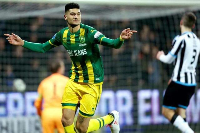 葡萄牙籍主帅费利佩-马丁斯将出任武汉三镇主教练